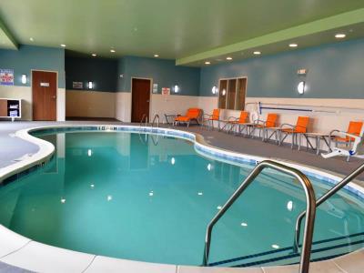 Holiday Inn Express & Suites Raleigh Airport - Brier Creek By Ihg Exterior foto